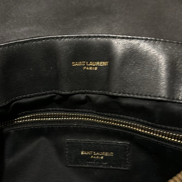 Ysl medium Lou Lou suede black handbag - Picture 6 of 10